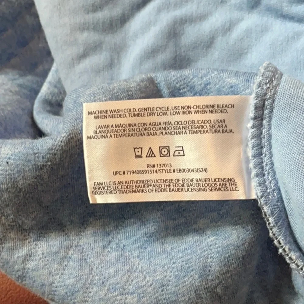 Eddie Bauer quilted half zip pullover Size XL - Picture 8 of 8